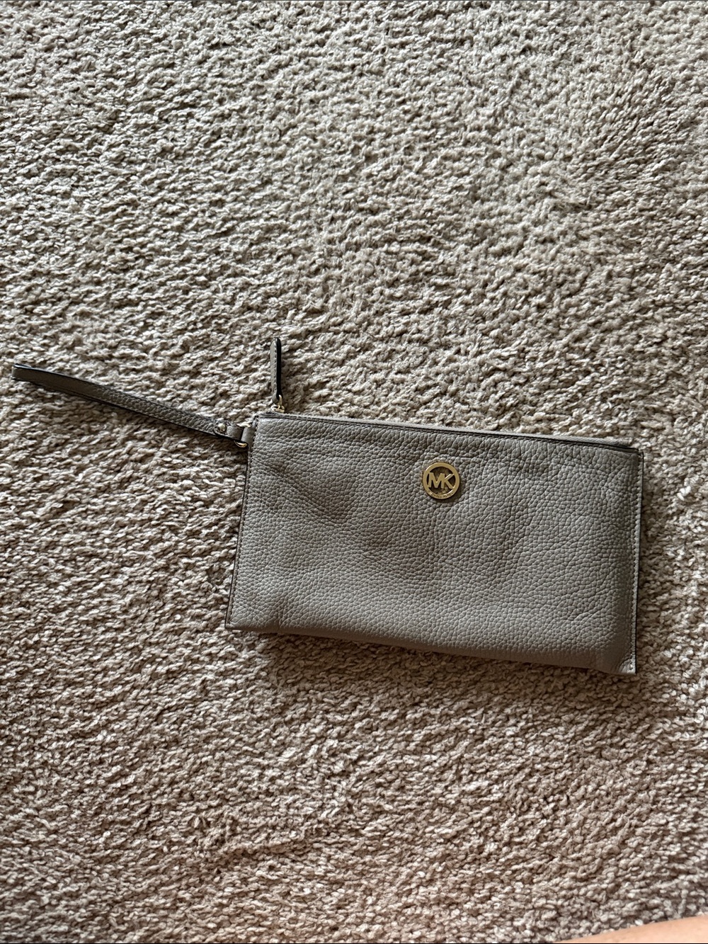Michael Kors Light Gray Pebbled Leather Wristlet Clutch with Gold Logo